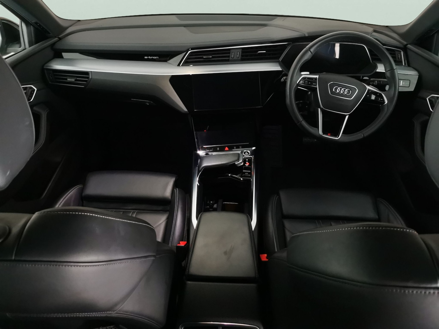 Used Audi e-tron 2022 for sale - 77562824: Photo 8