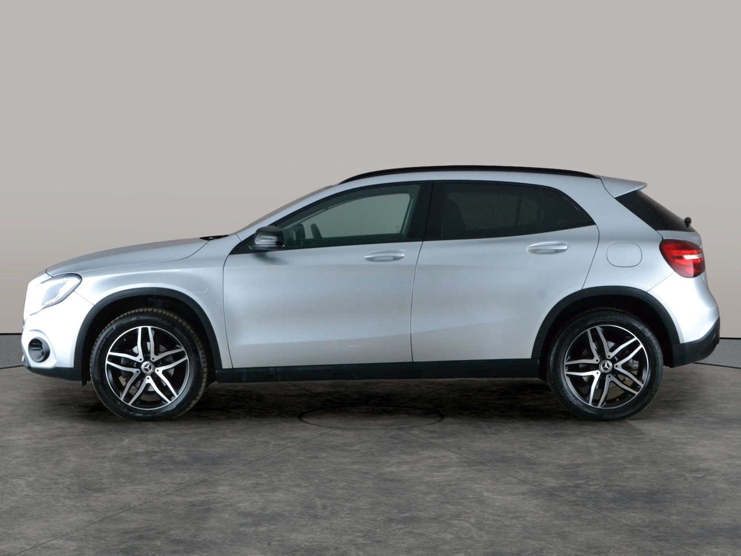 Used Mercedes-Benz GLA 2019 for sale - 78037122: Photo 13