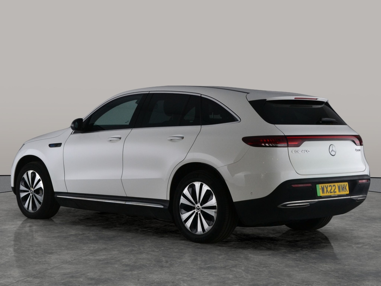 Used Mercedes-Benz EQC 2022 for sale - 78040055: Photo 9