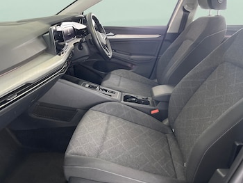 Used Volkswagen Golf 2023 for sale - 79473137: Photo