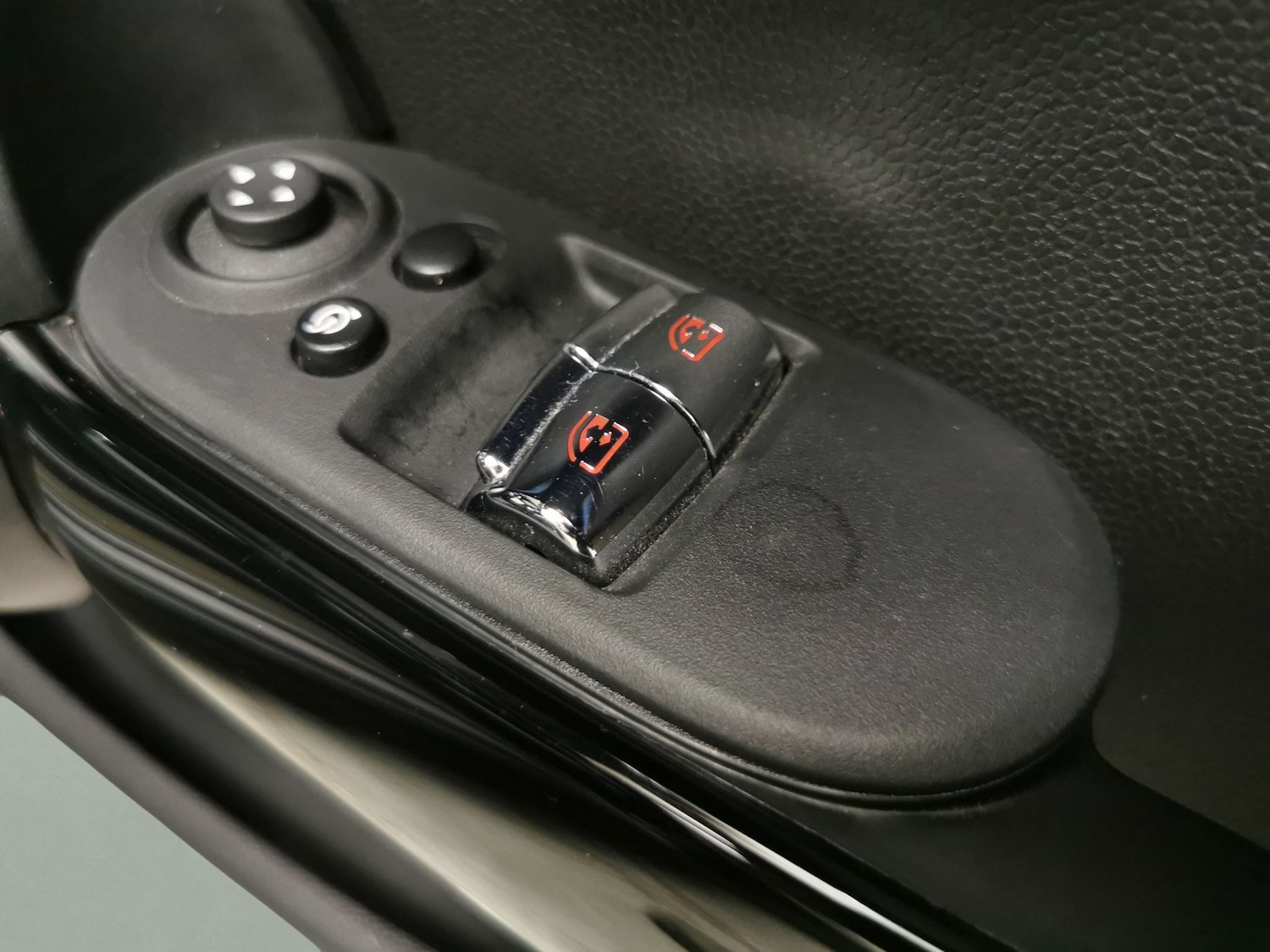 Used MINI Electric Hatch 2023 for sale - 76413090: Photo 19