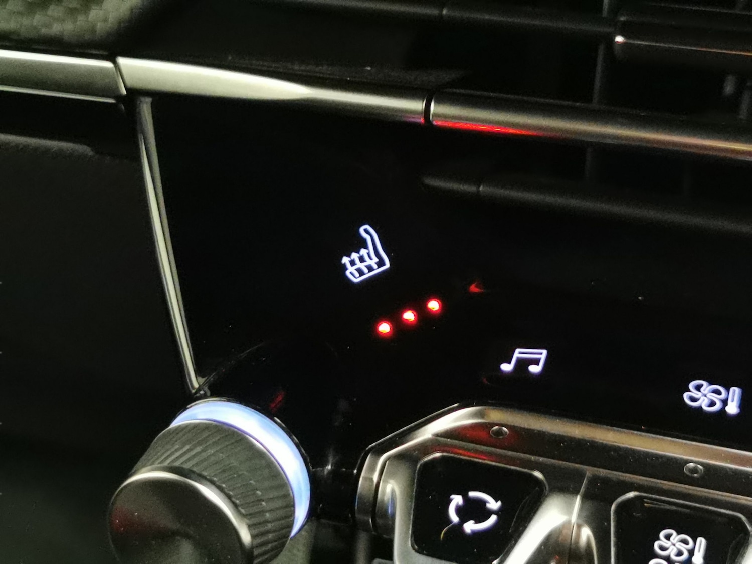 Used Peugeot 2008 2022 for sale - 77691325: Photo 18