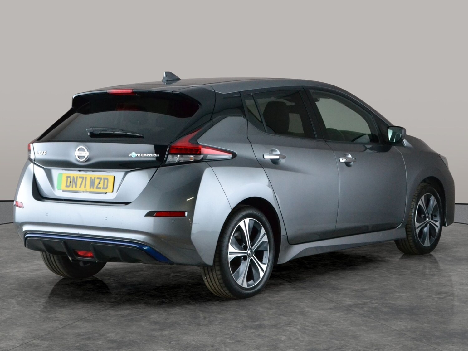 Used Nissan Leaf 2021 for sale - 77829755: Photo 9