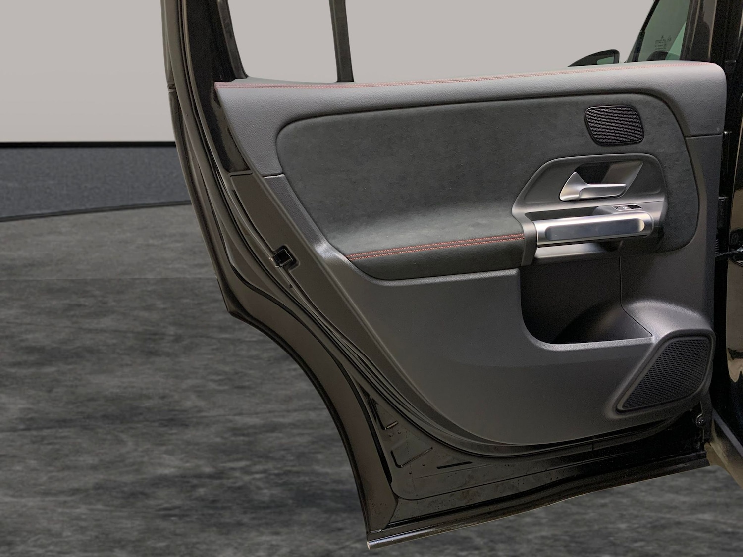 Used Mercedes-Benz EQB 2025 for sale - 76598050: Photo 25