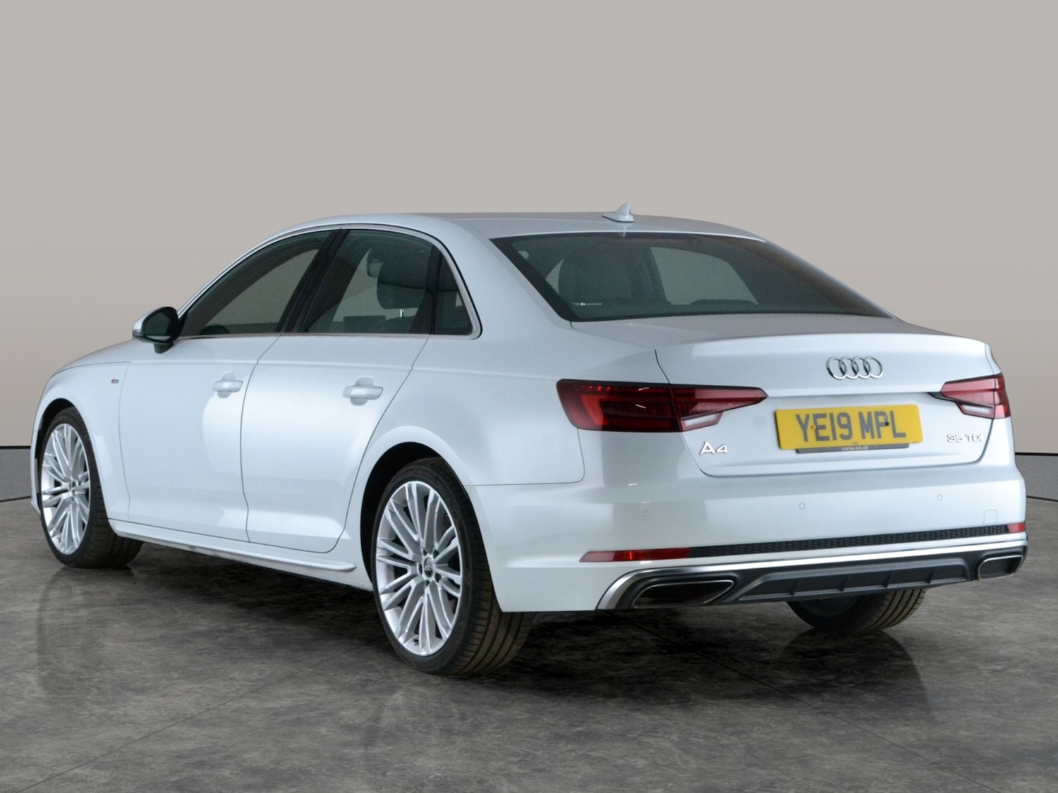 Used Audi A4 2019 for sale - 77899142: Photo 11