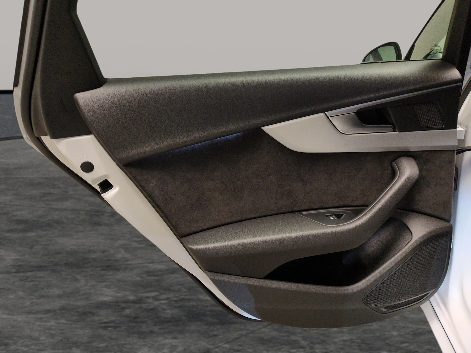 Used Audi A4 2019 for sale - 77899142: Photo 28