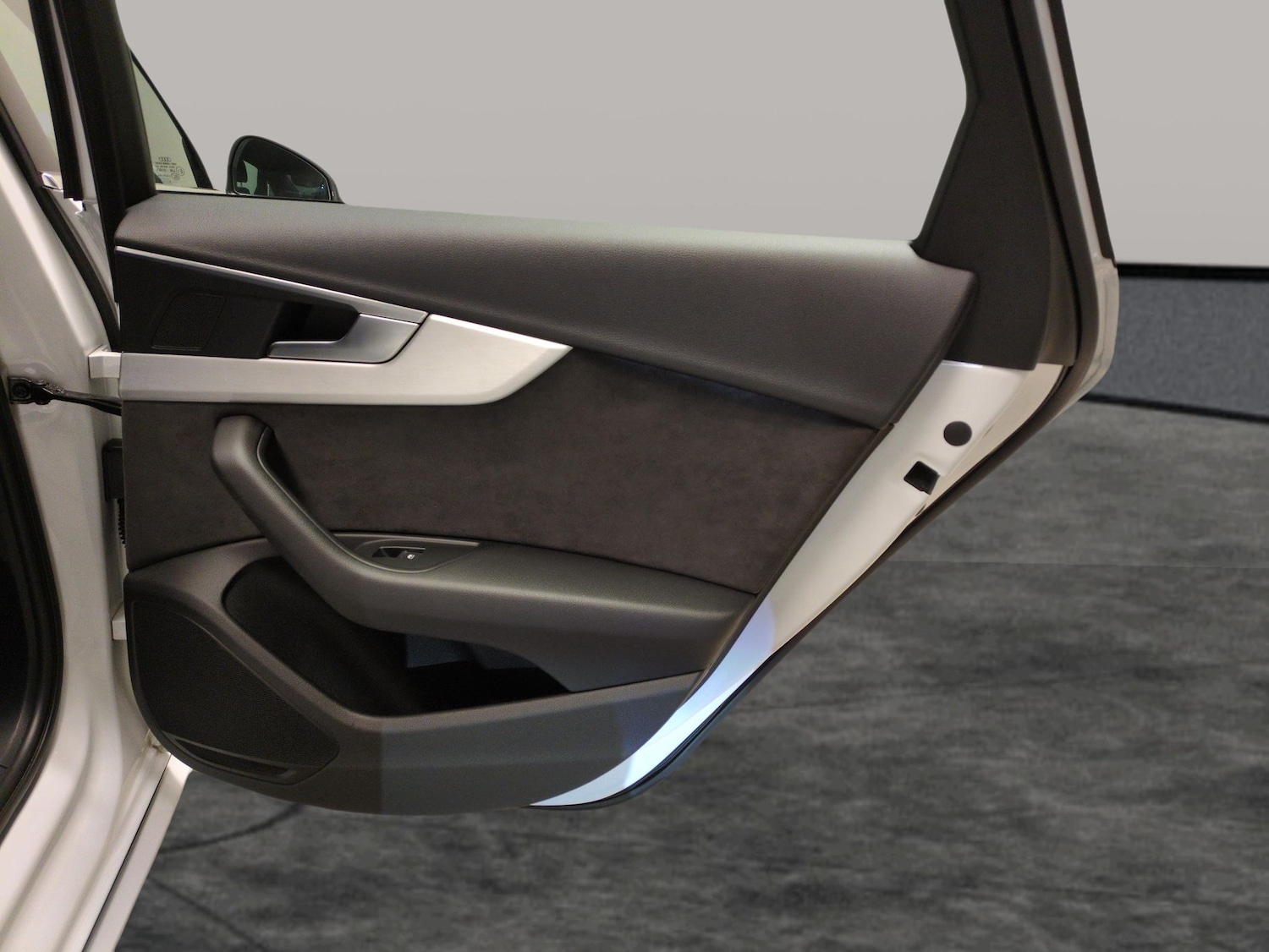 Used Audi A4 2019 for sale - 77899142: Photo 29