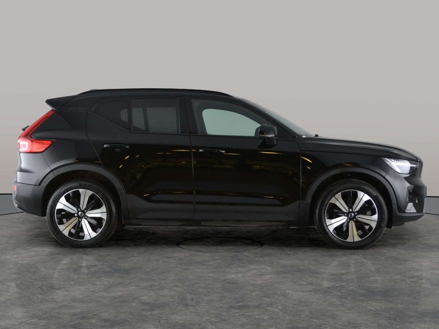 Used Volvo XC40 2023 for sale - 78000969: Photo 10
