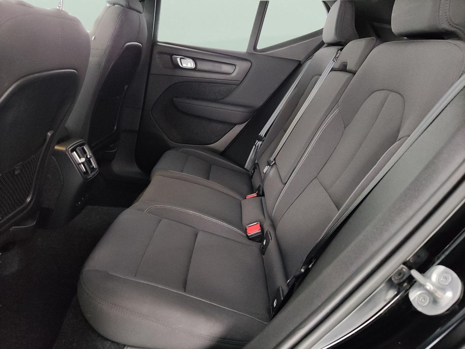 Used Volvo XC40 2023 for sale - 78000969: Photo 25