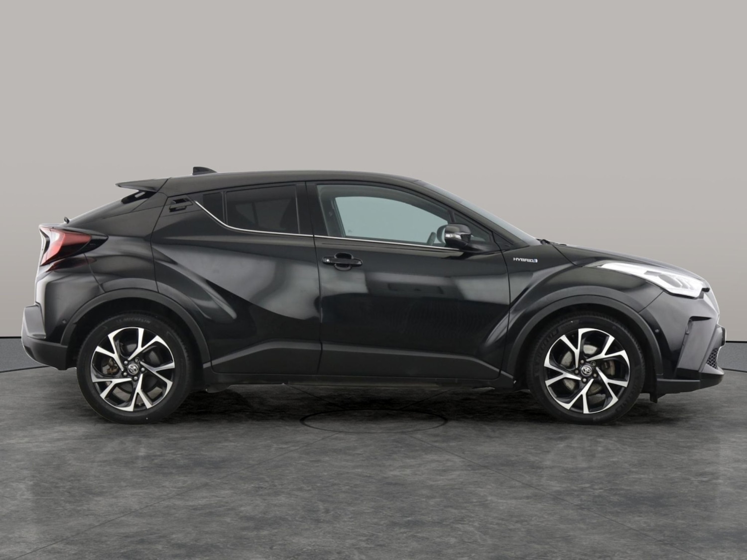 Used Toyota C-HR 2021 for sale - 78178190: Photo 5