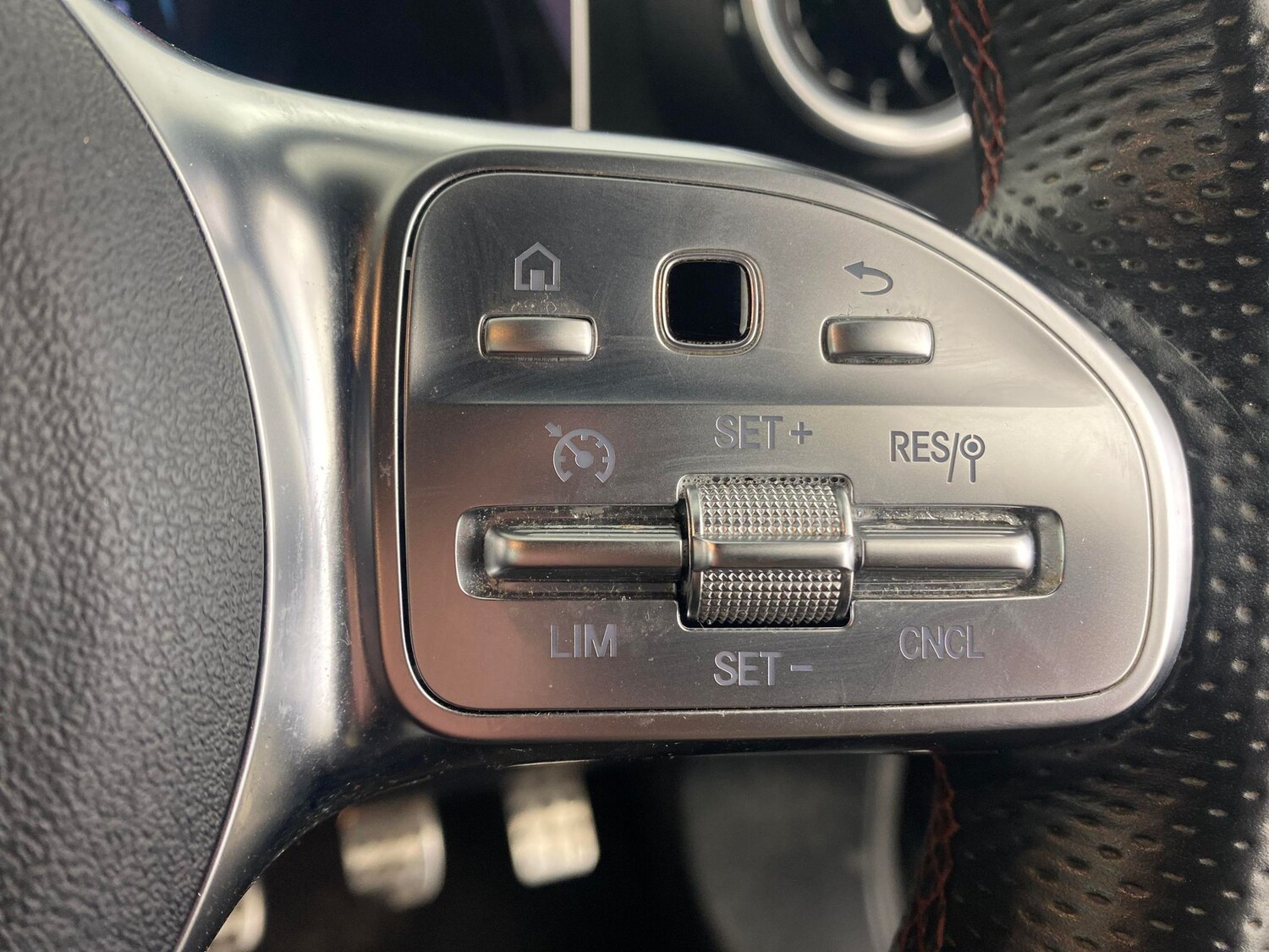 Used Mercedes-Benz A-Class 2020 for sale - 78012345: Photo 18