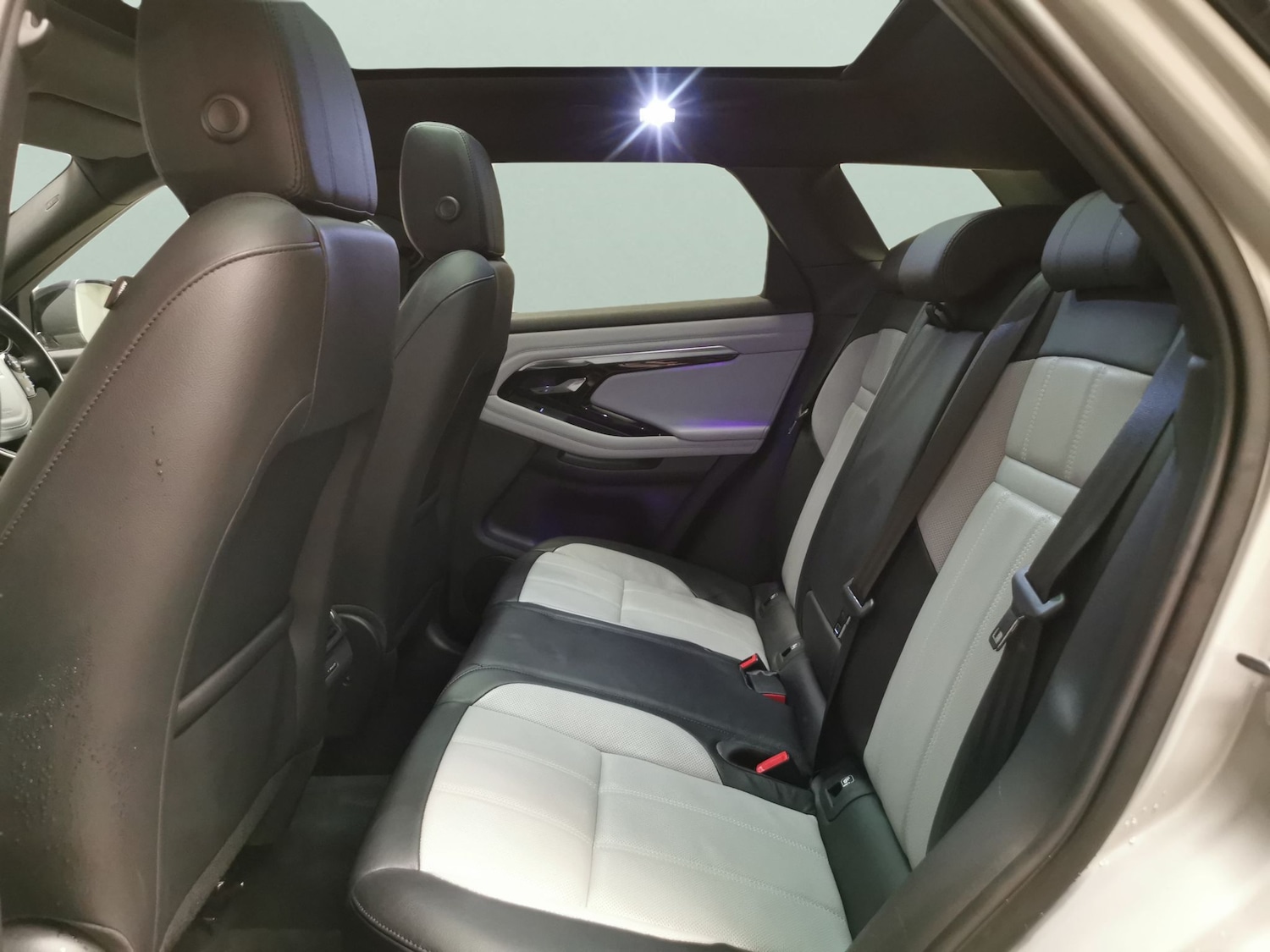 Used Land Rover Range Rover Evoque 2020 for sale - 77378900: Photo 32