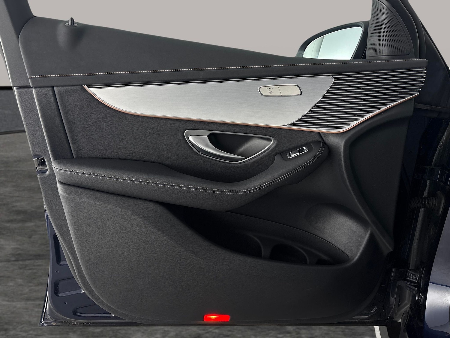 Used Mercedes-Benz EQC 2021 for sale - 76808200: Photo 33