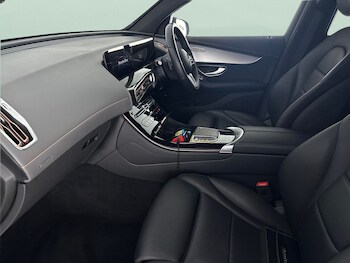 Used Mercedes-Benz EQC 2021 for sale - 76808200: Photo