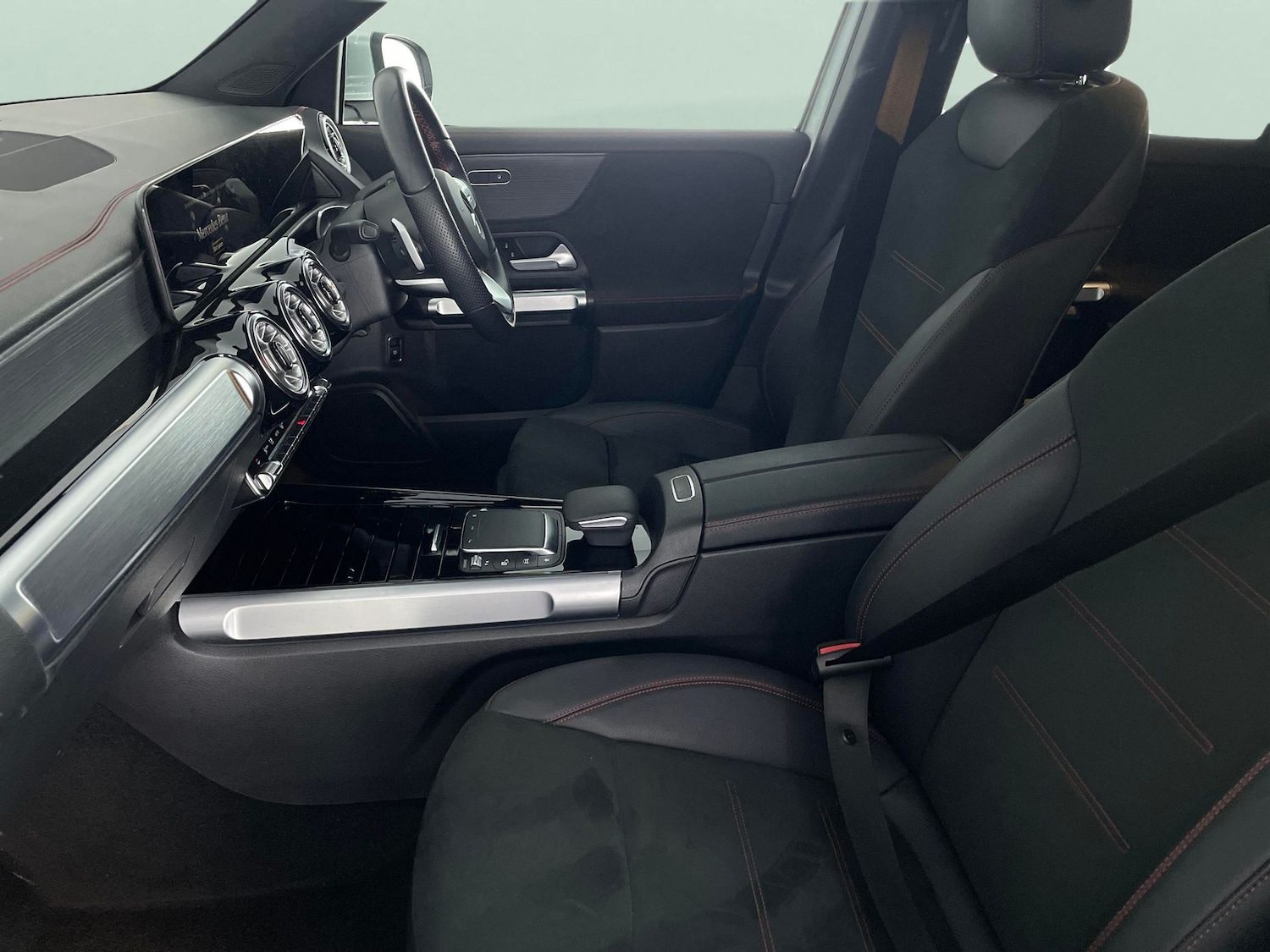 Used Mercedes-Benz EQB 2023 for sale - 78040043: Photo 4