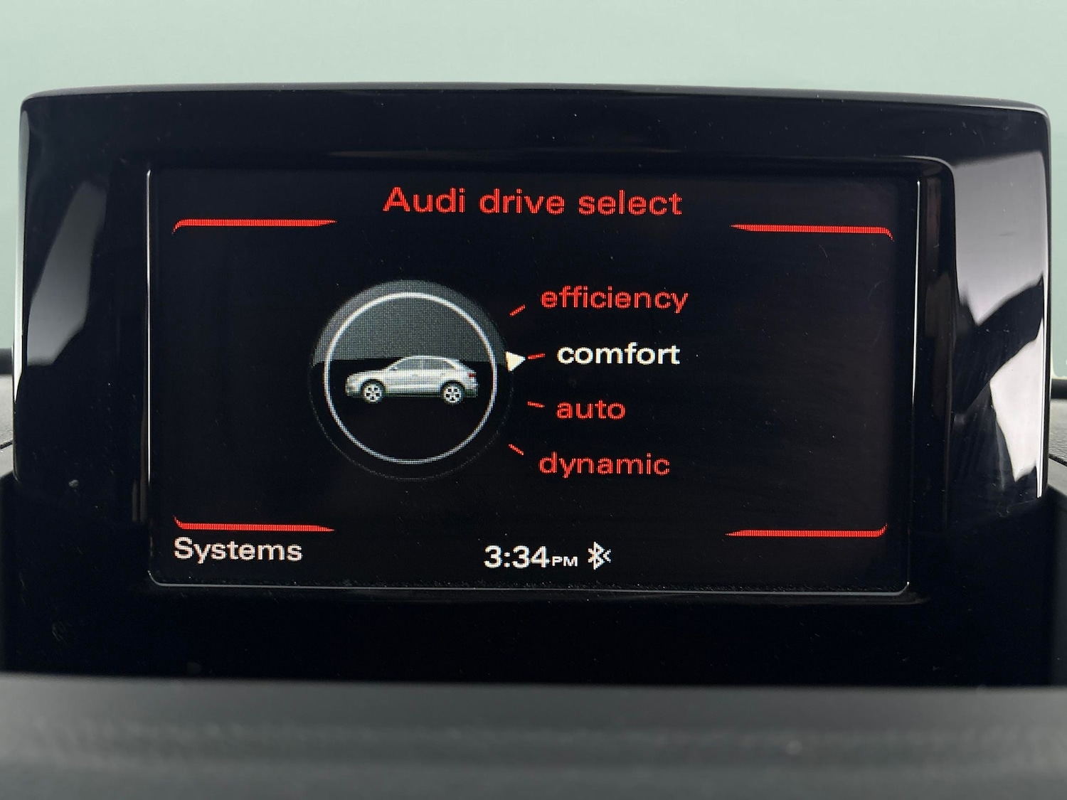 Used Audi Q3 2018 for sale - 76384809: Photo 21