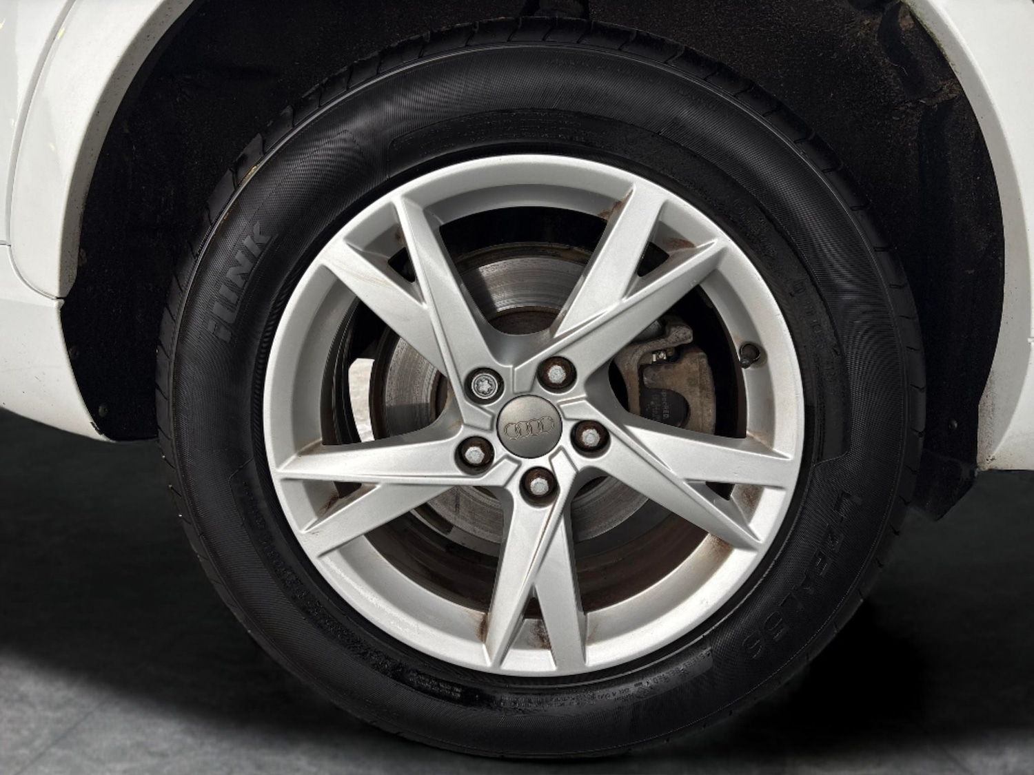 Used Audi Q3 2018 for sale - 76384809: Photo 39