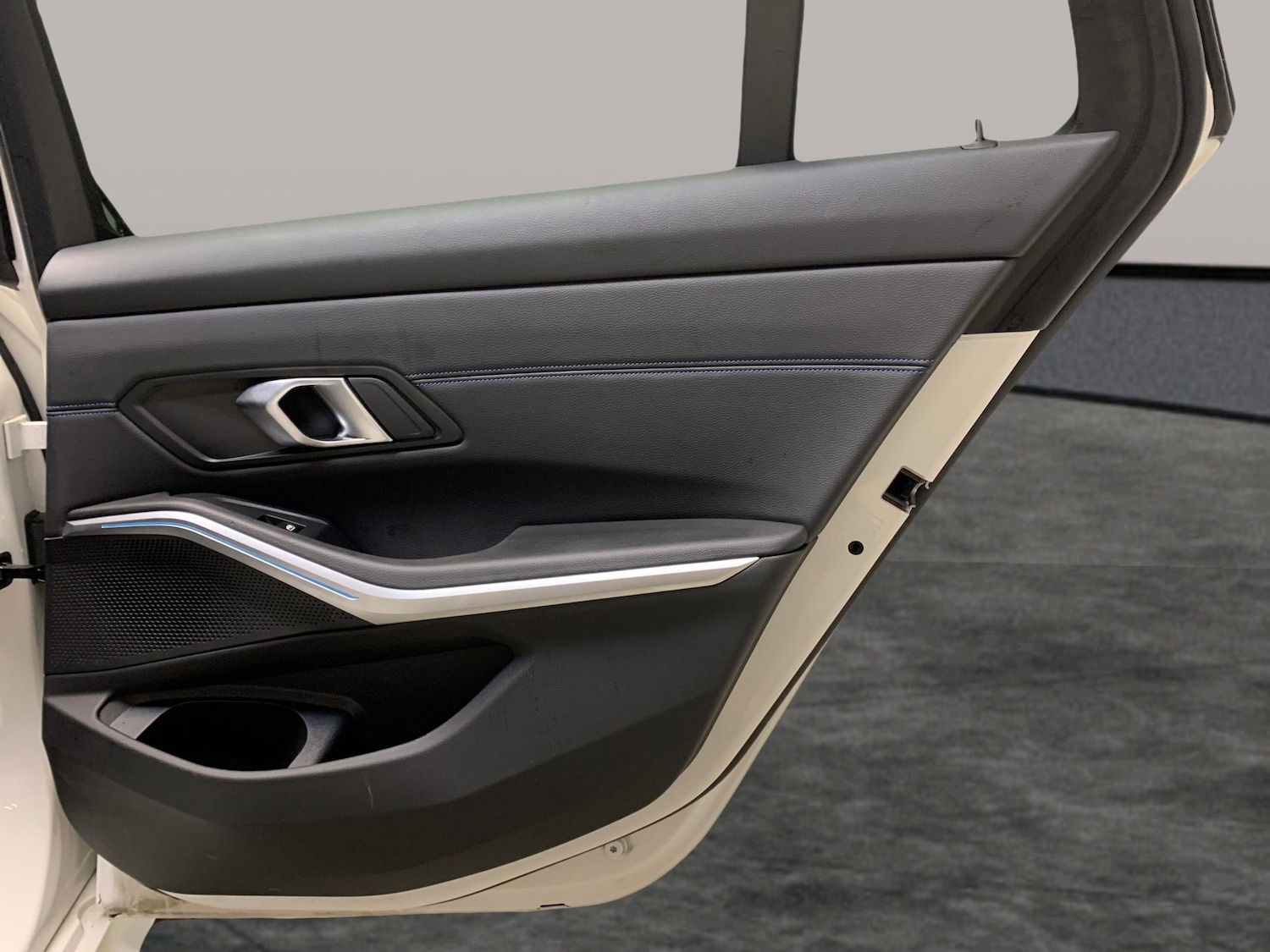 Used BMW 3 Series 2023 for sale - 77300801: Photo 25