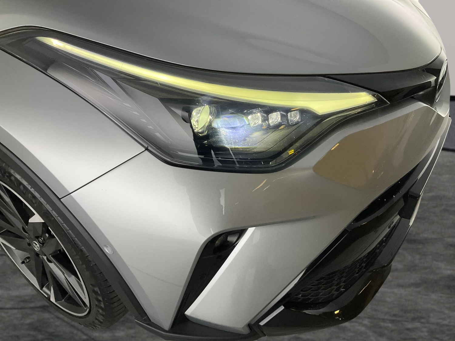 Used Toyota C-HR 2023 for sale - 76171370: Photo 27