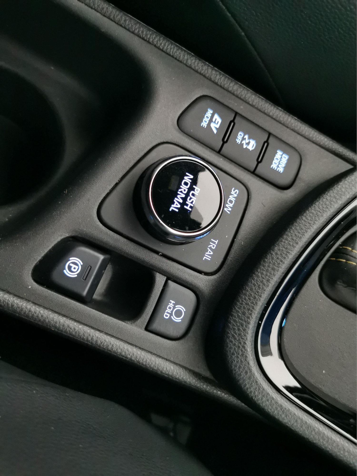 Used Toyota Yaris Cross 2022 for sale - 76971752: Photo 17