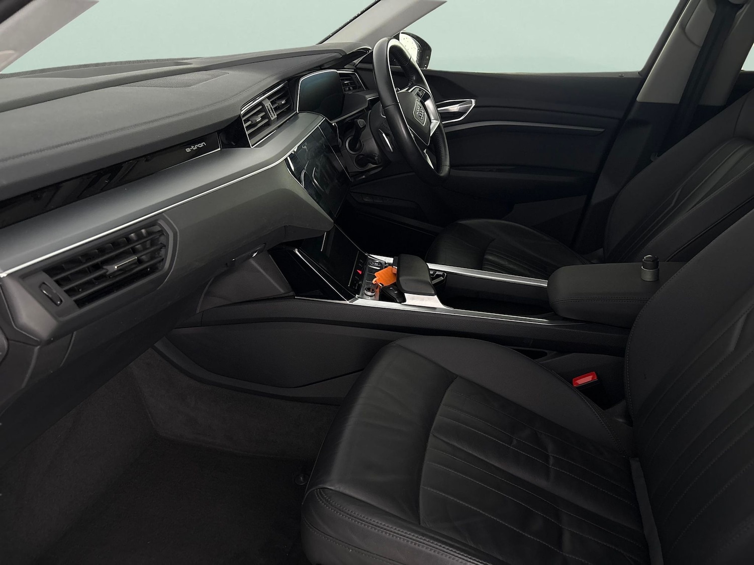 Used Audi e-tron 2020 for sale - 77490502: Photo 4