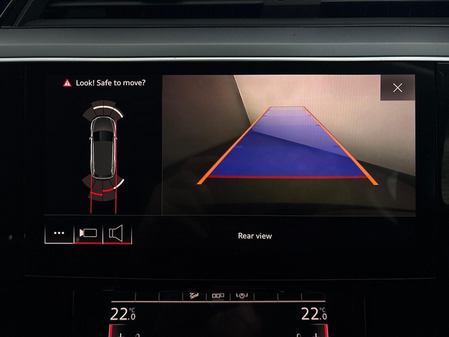 Used Audi e-tron 2020 for sale - 77490502: Photo 6