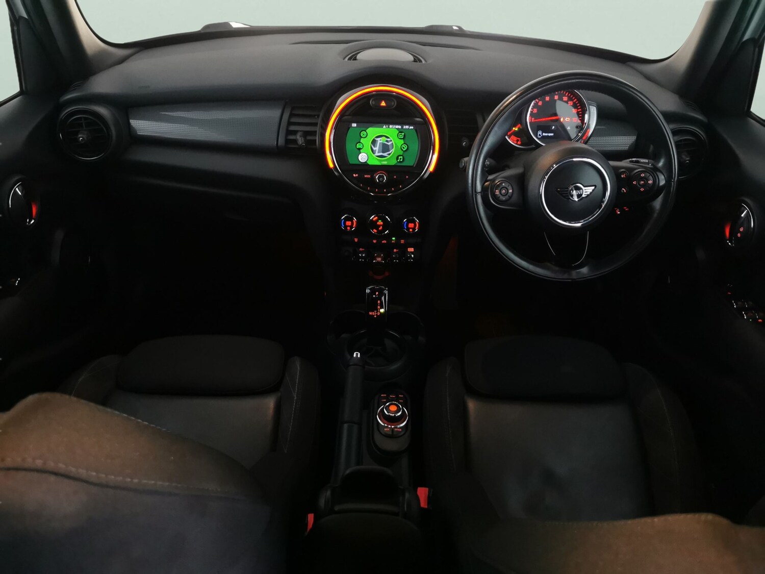 Used MINI Hatch 2018 for sale - 77588948: Photo 6