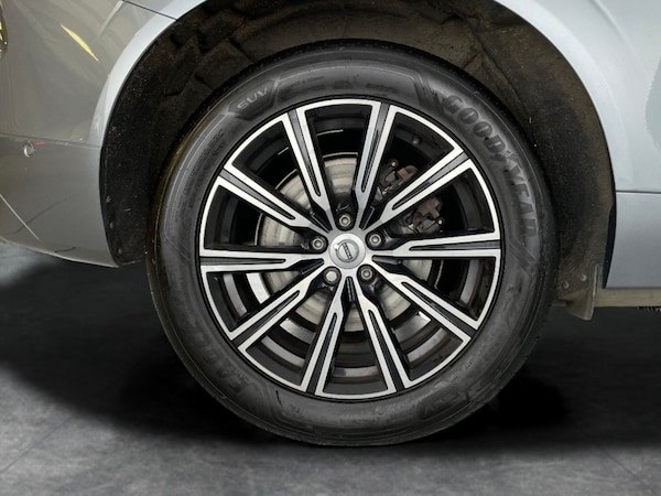 Used Volvo XC60 2019 for sale - 76022992: Photo 43