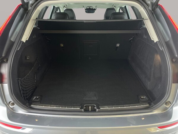 Used Volvo XC60 2019 for sale - 76022992: Photo 50