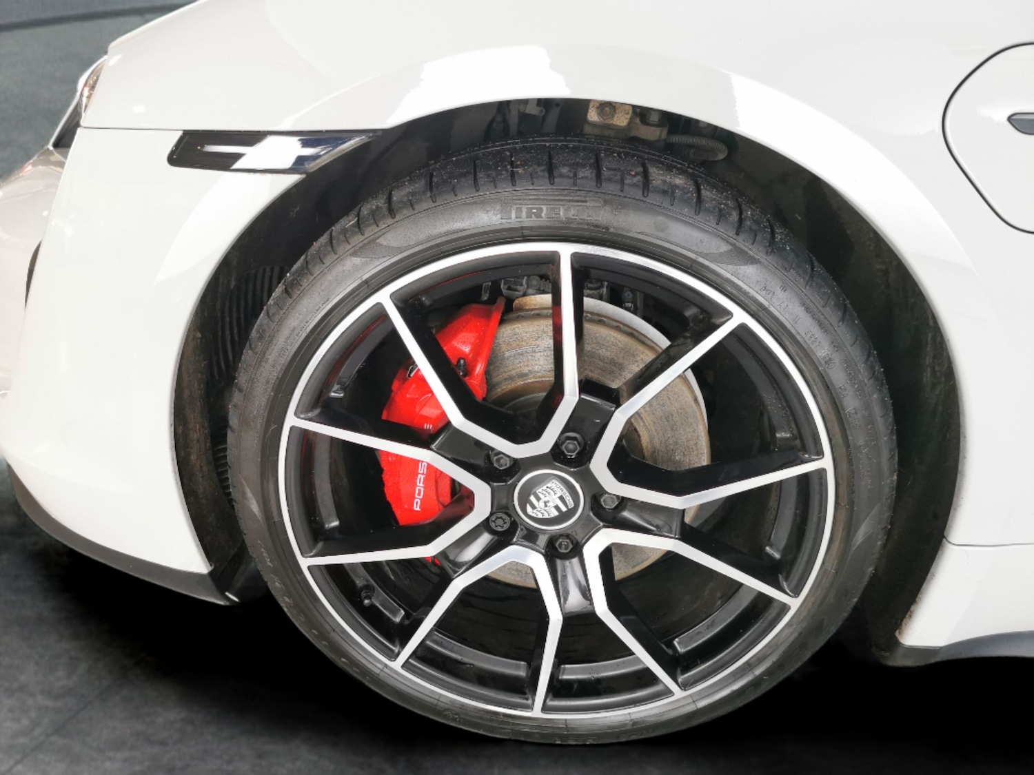 Used Porsche Taycan 2023 for sale - 77104432: Photo 25