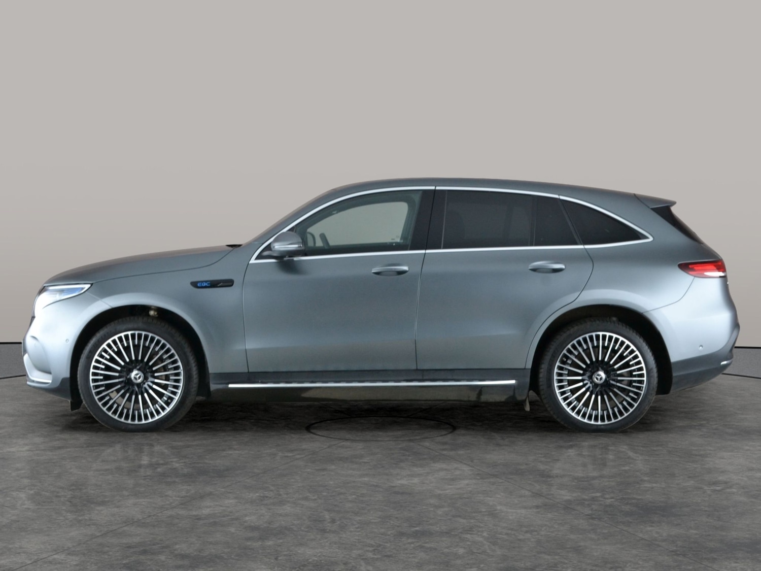 Used Mercedes-Benz EQC 2023 for sale - 77043523: Photo 15