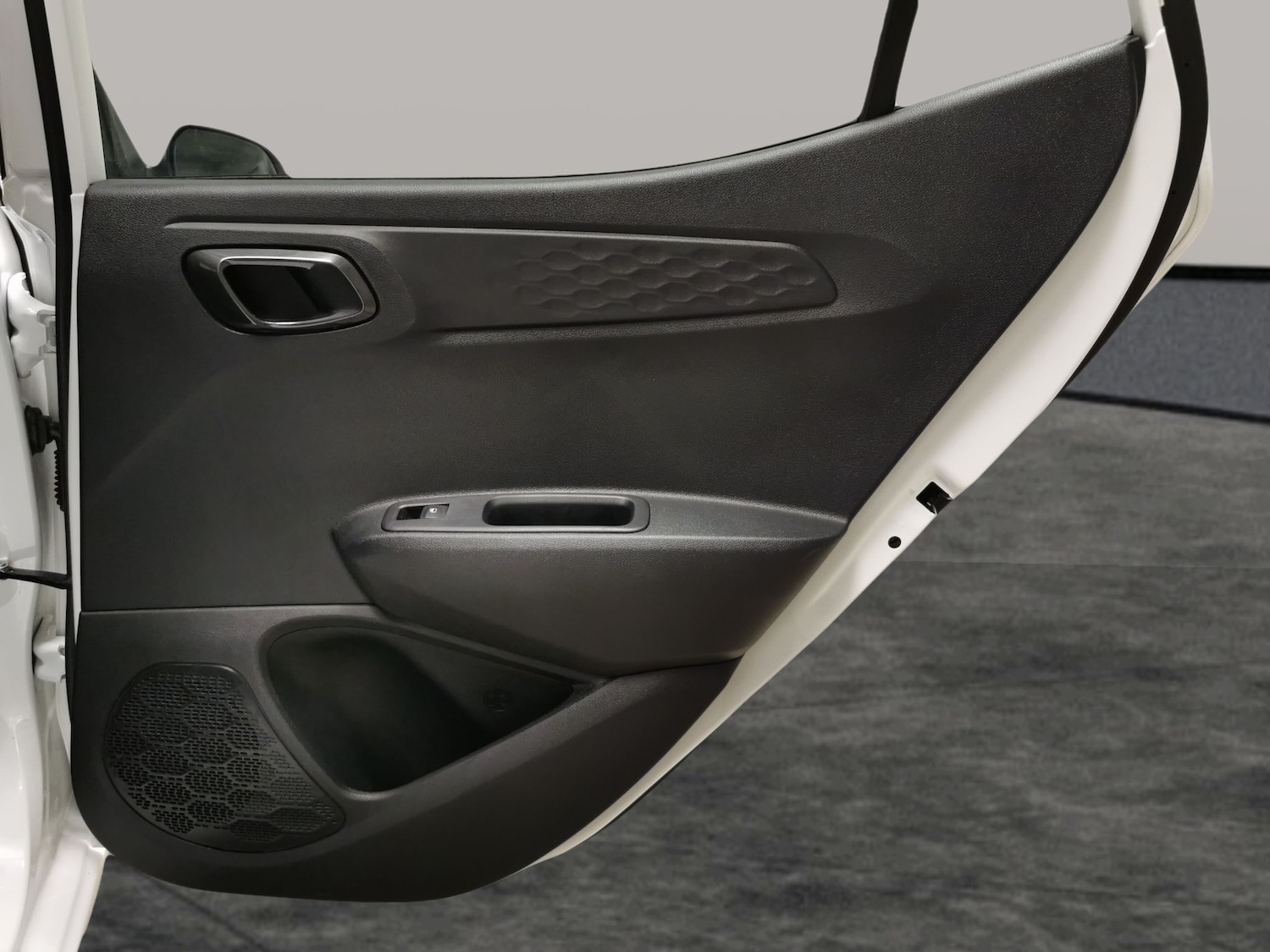 Used Hyundai i10 for sale - 78107884: Photo 27