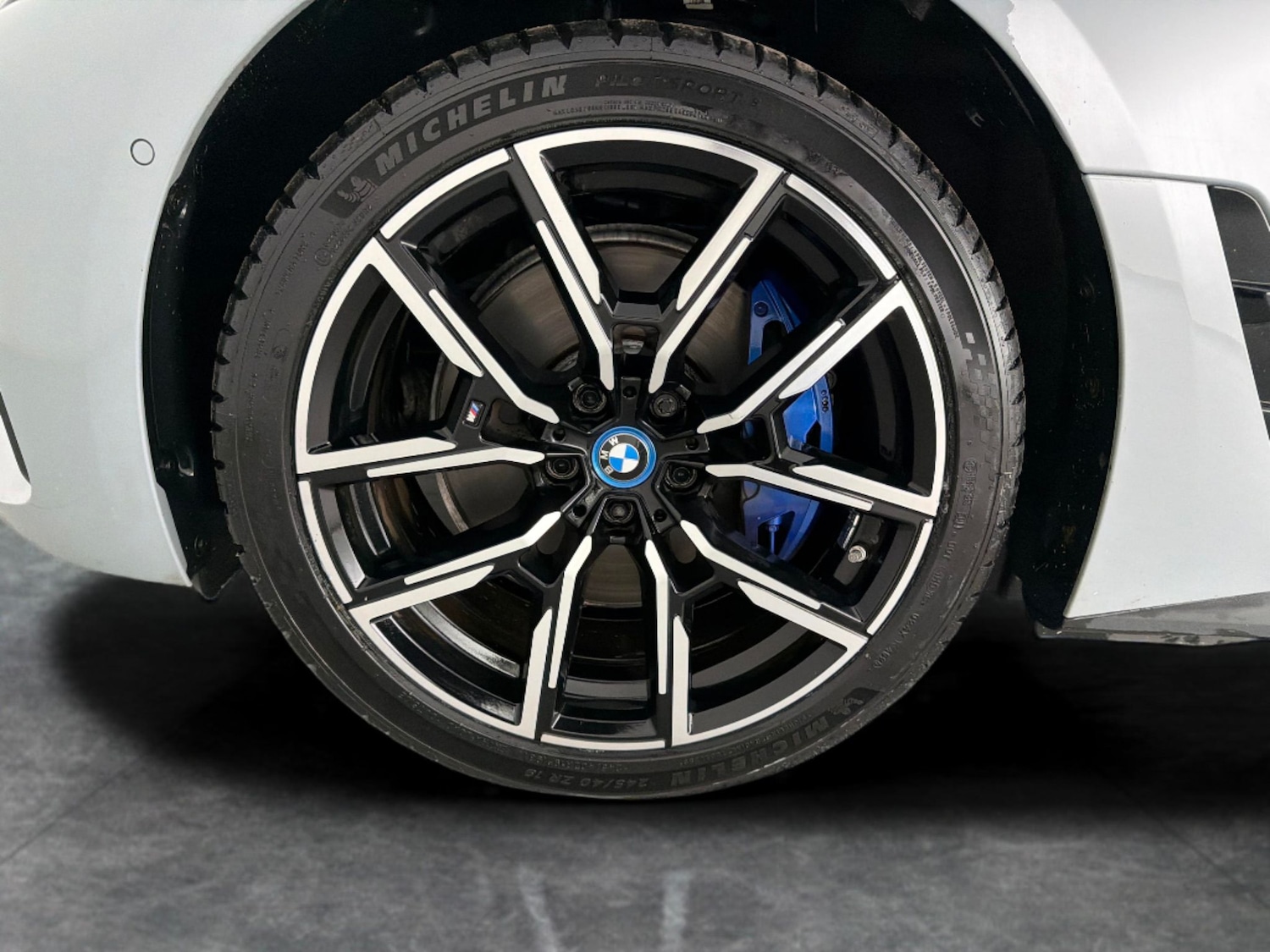 Used BMW i4 2024 for sale - 77069671: Photo 26