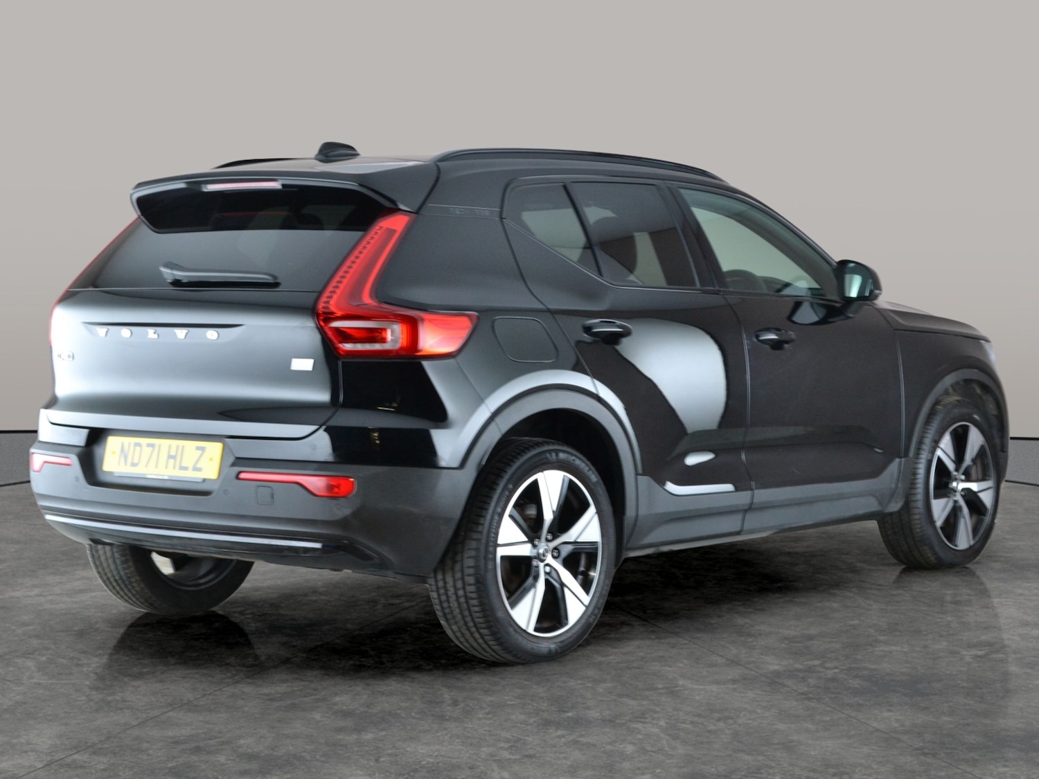 Used Volvo XC40 2021 for sale - 77326641: Photo 9