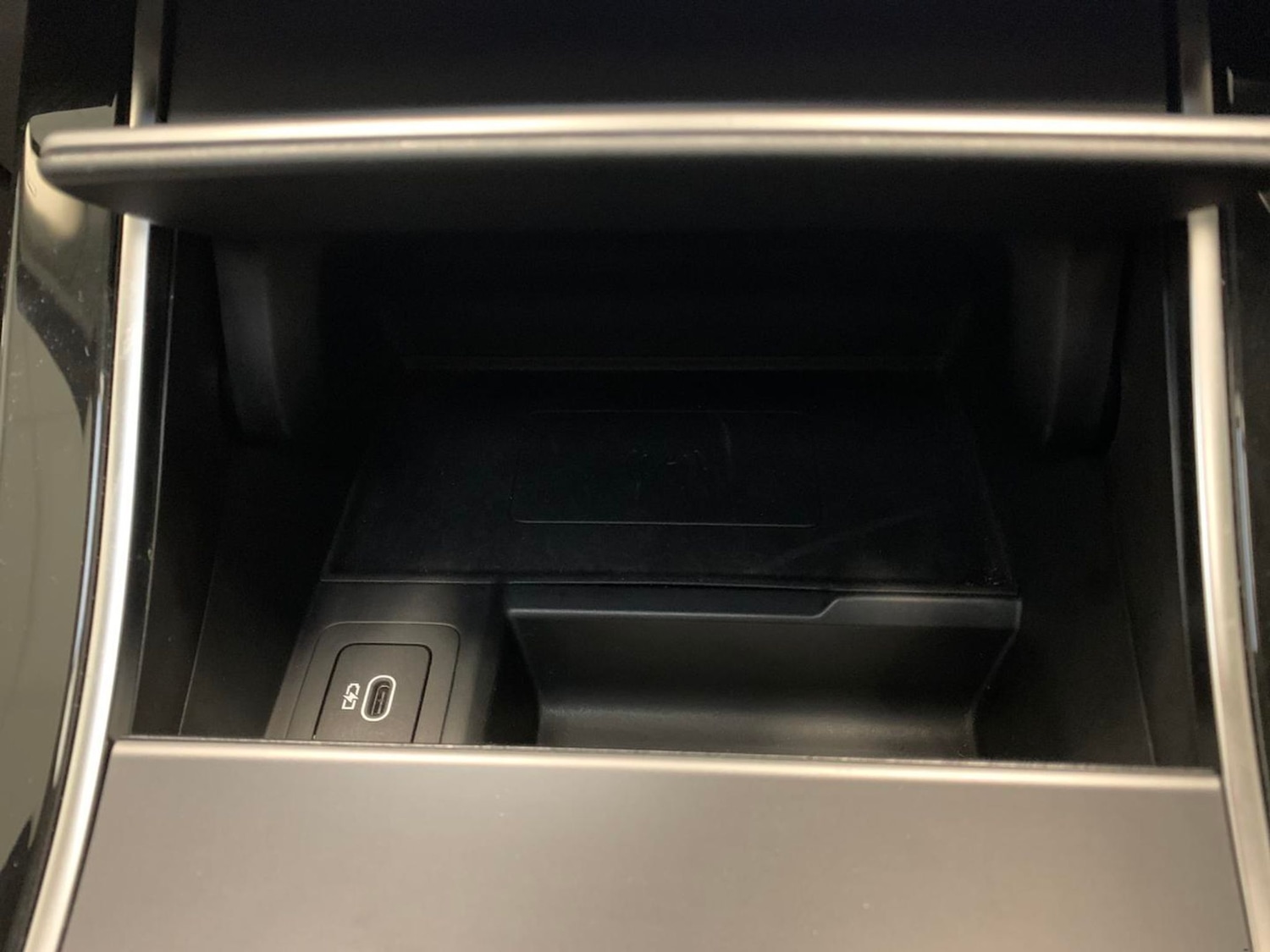 Used Land Rover Range Rover Velar 2024 for sale - 76935092: Photo 25