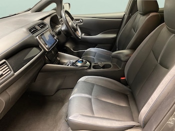 Used Nissan Leaf 2022 for sale - 77911688: Photo