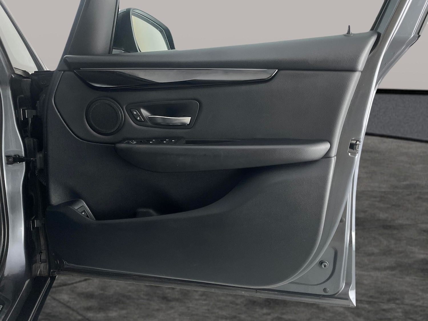 Used BMW 2 Series 2018 for sale - 76777825: Photo 28