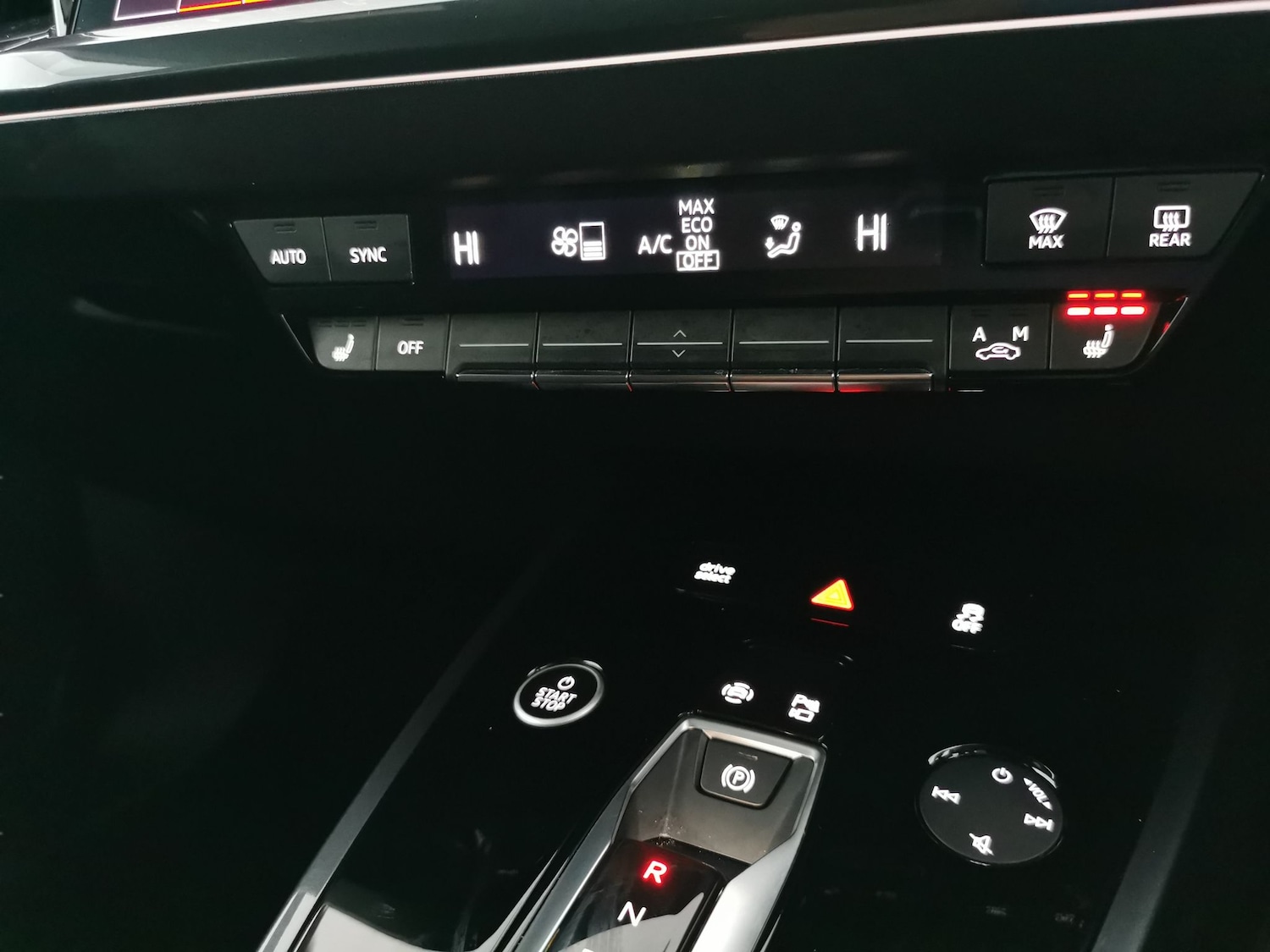 Used Audi Q4 e-tron 2023 for sale - 77234330: Photo 20