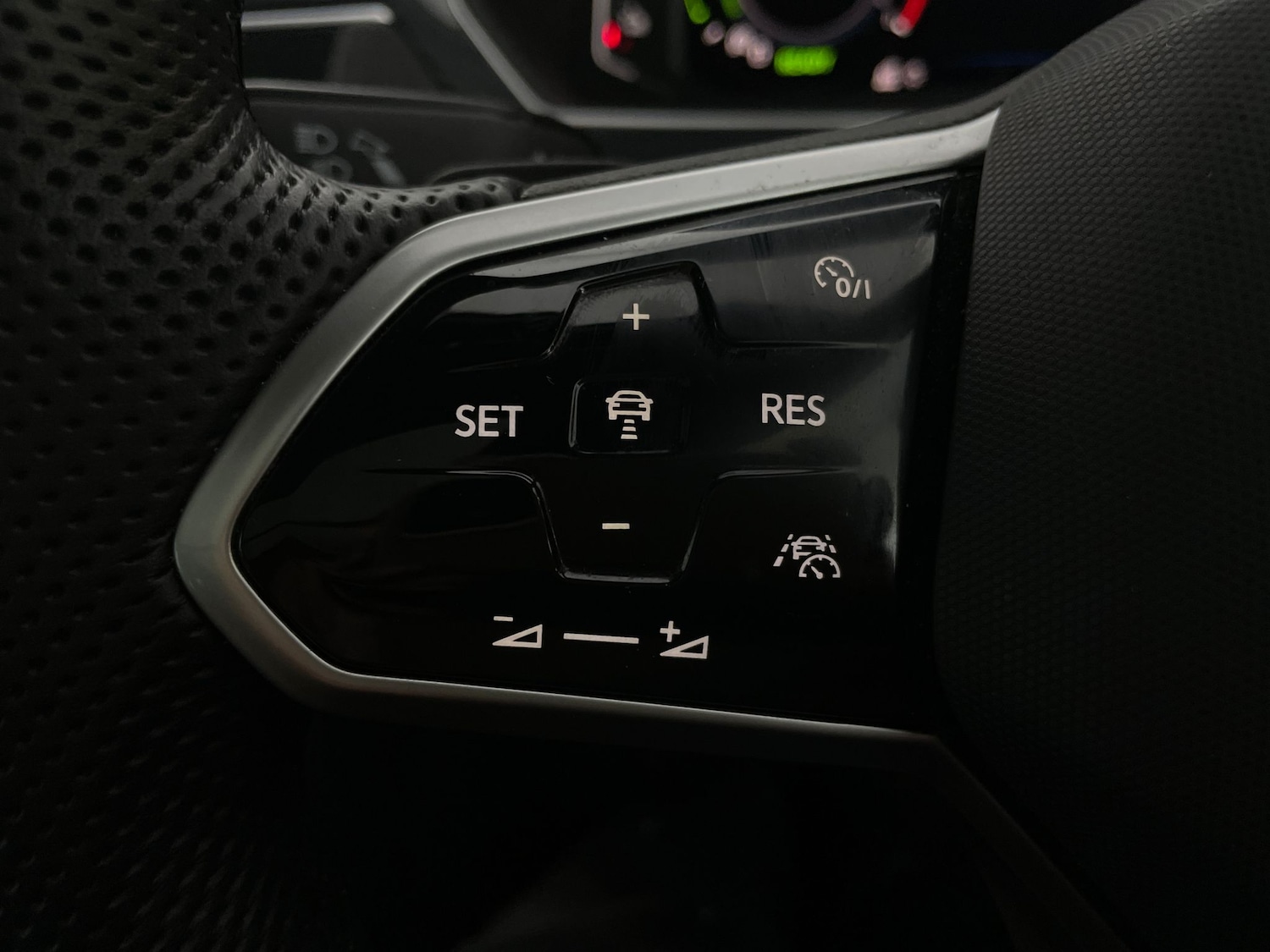 Used Volkswagen Tiguan 2021 for sale - 77099370: Photo 25