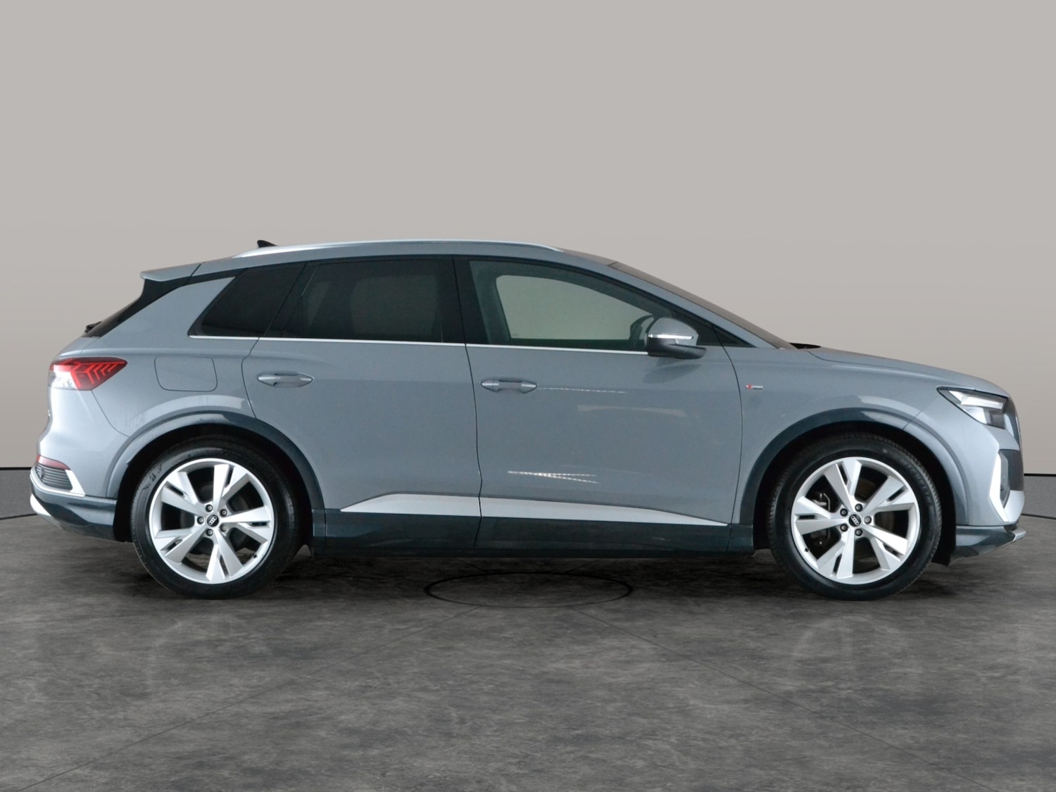 Used Audi Q4 e-tron 2021 for sale - 77650841: Photo 9