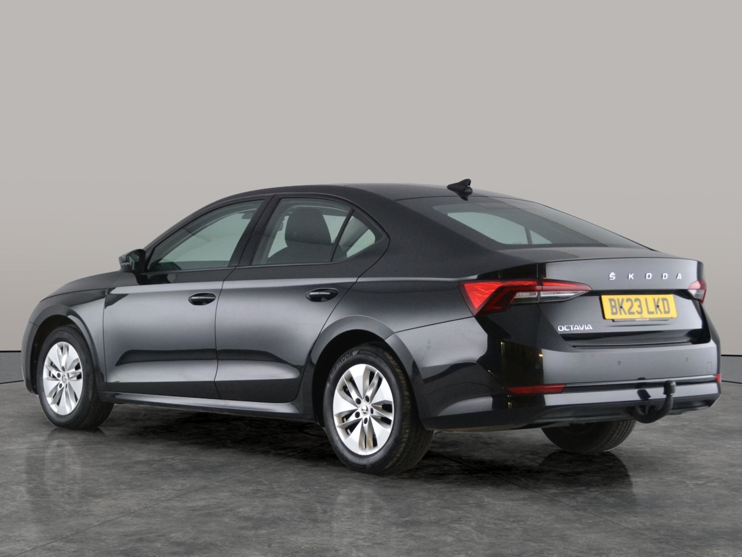 Used Skoda Octavia 2023 for sale - 76928410: Photo 7