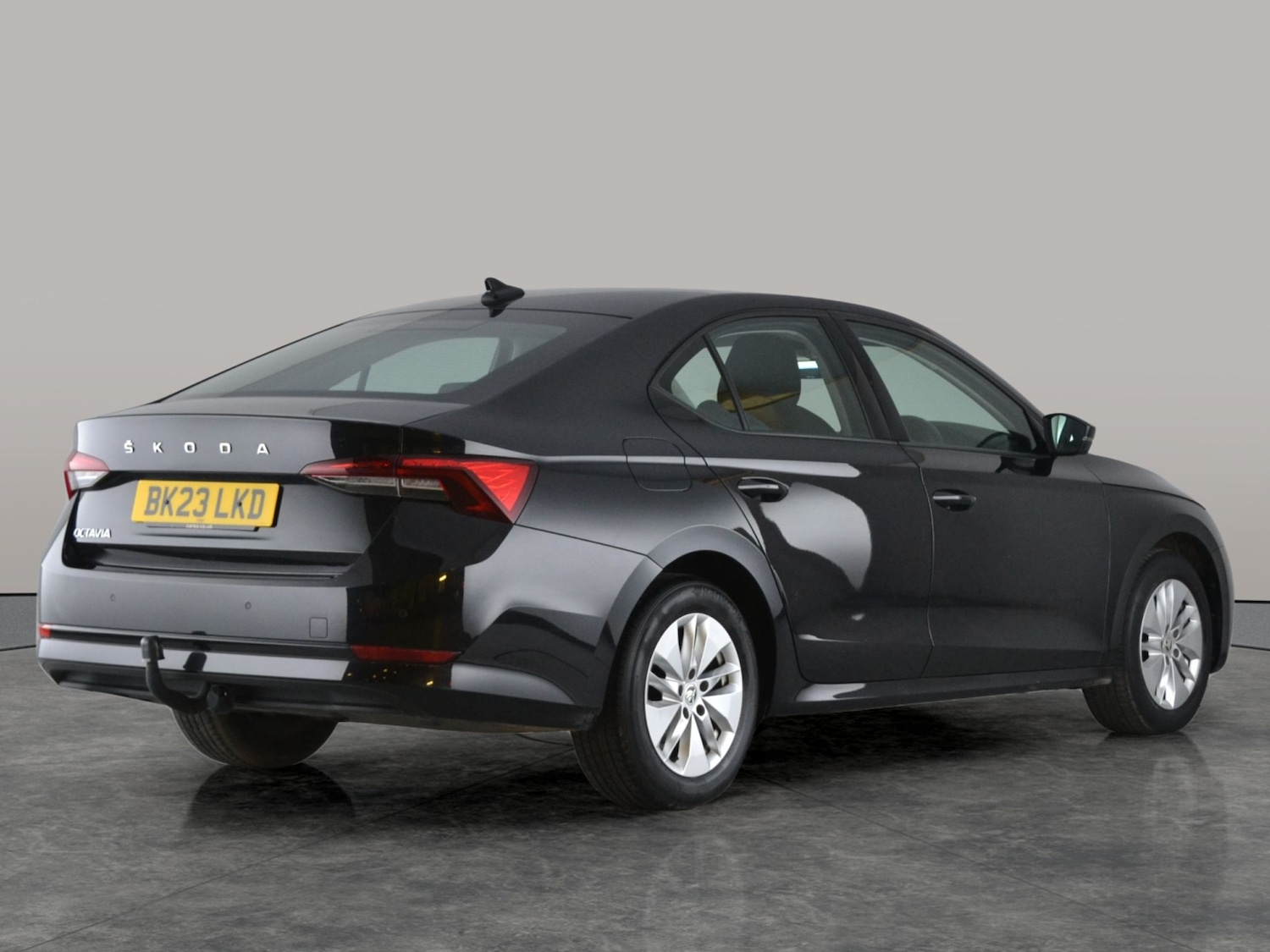 Used Skoda Octavia 2023 for sale - 76928410: Photo 9