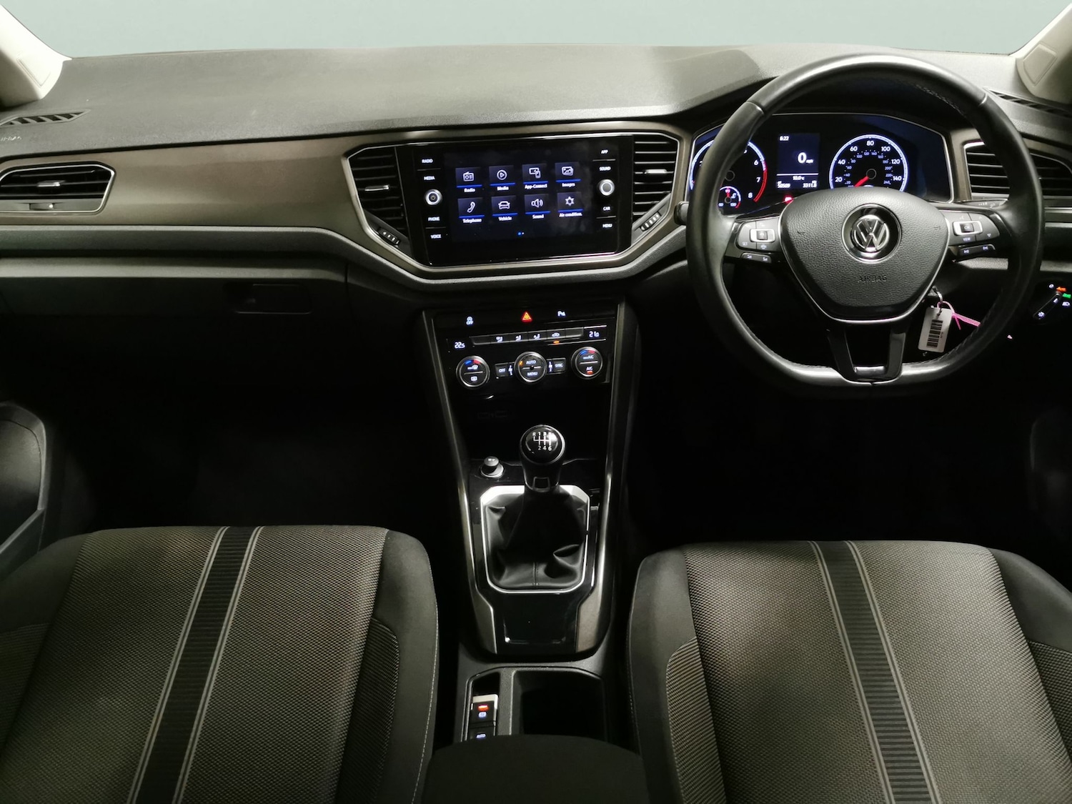 Used Volkswagen T-Roc 2019 for sale - 77255780: Photo 6