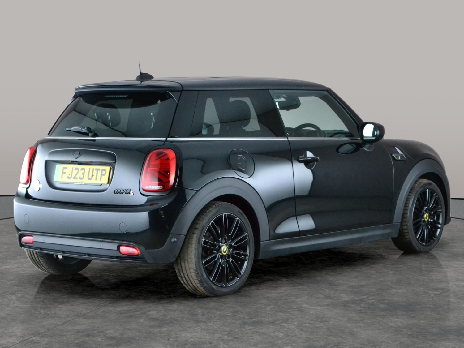 Used MINI Hatch 2023 for sale - 77885702: Photo 13