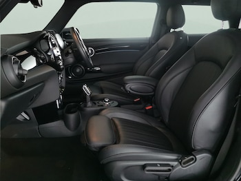 Used MINI Hatch 2023 for sale - 77885702: Photo