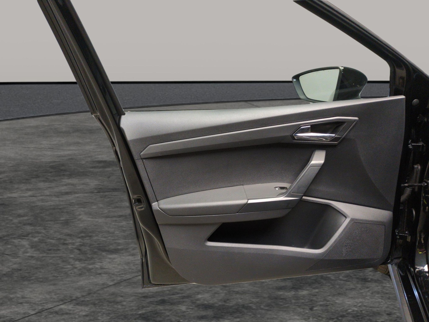 Vehicle 33