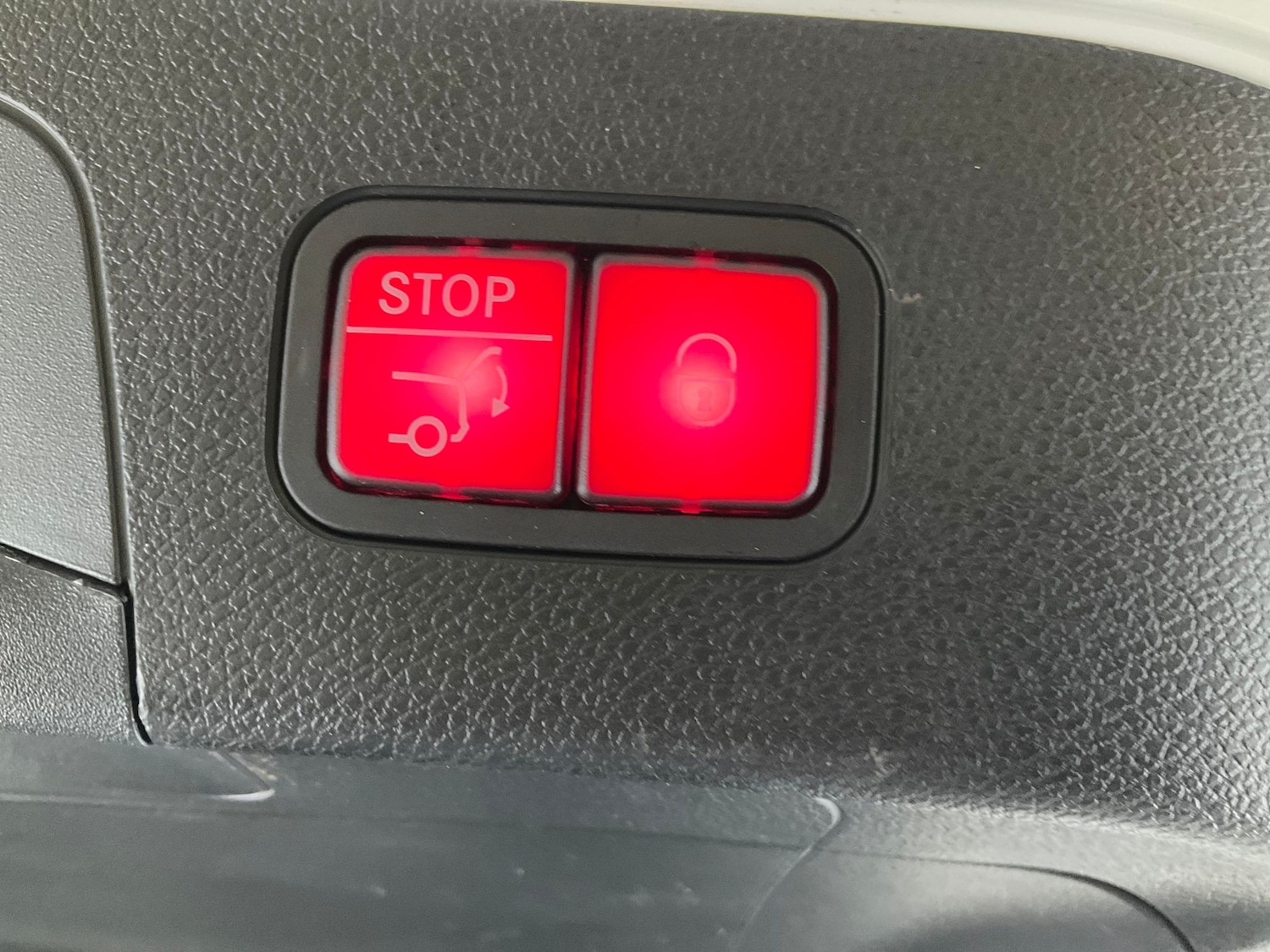 Used Mercedes-Benz EQC 2021 for sale - 76626132: Photo 16