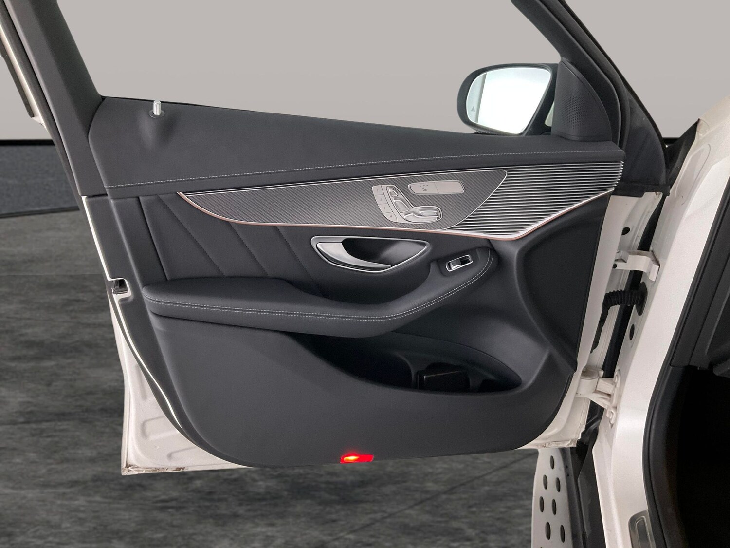 Used Mercedes-Benz EQC 2021 for sale - 76626132: Photo 33