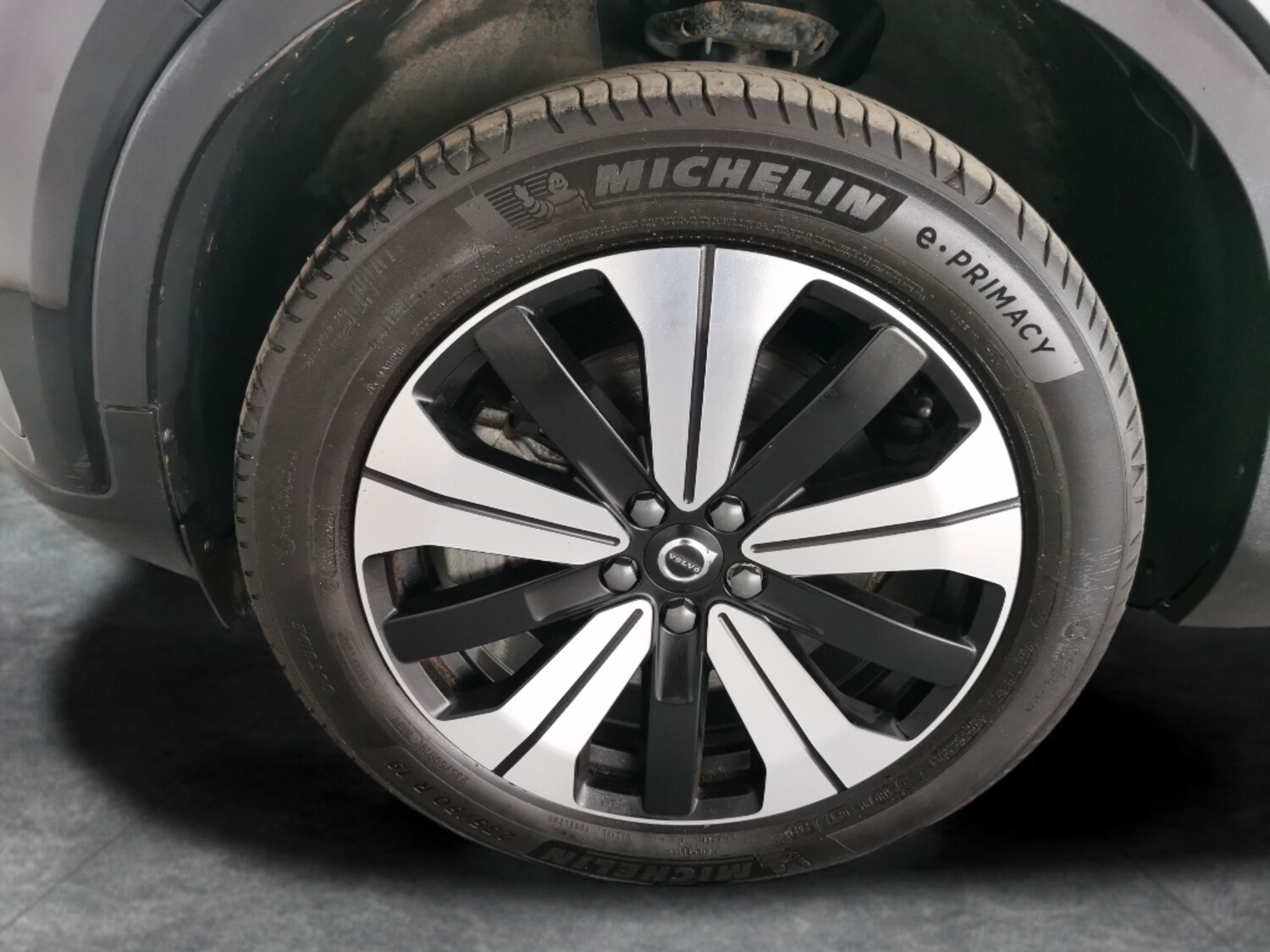 Used Volvo XC40 2023 for sale - 77715884: Photo 25