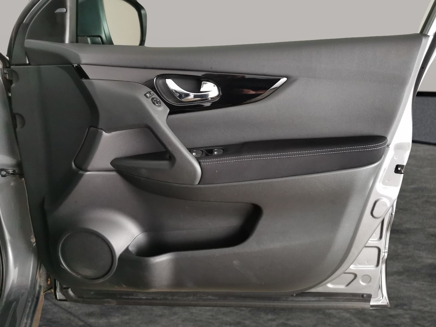 Used Nissan Qashqai for sale - 77829808: Photo 28